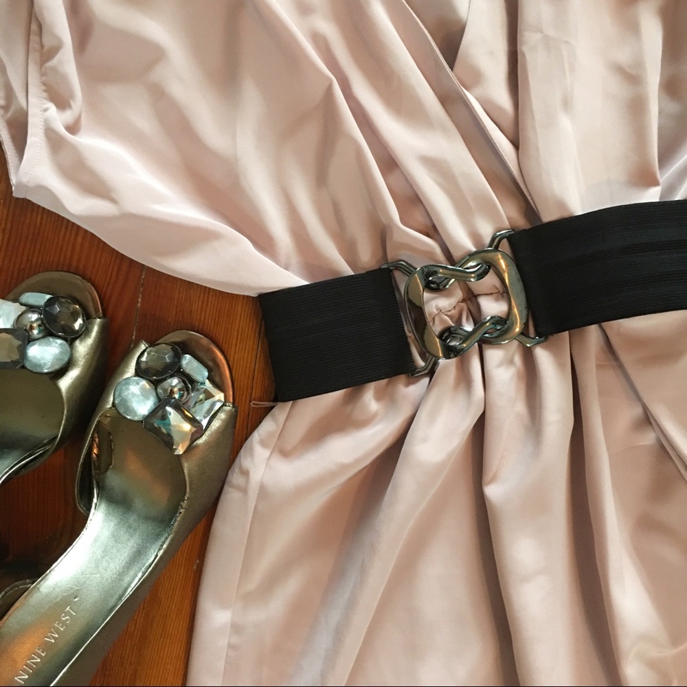 Absolutely Stunning H&M Rose Gold Colored Dress